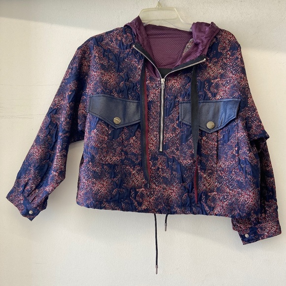 CROPPED RAIN JACKET - Picture 1 of 2